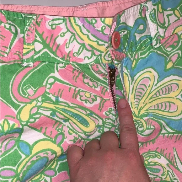 Lilly Pulitzer Chin Chin Callahan Flat Front Shorts Golf Pink Green Elephants 2 - Picture 4 of 9
